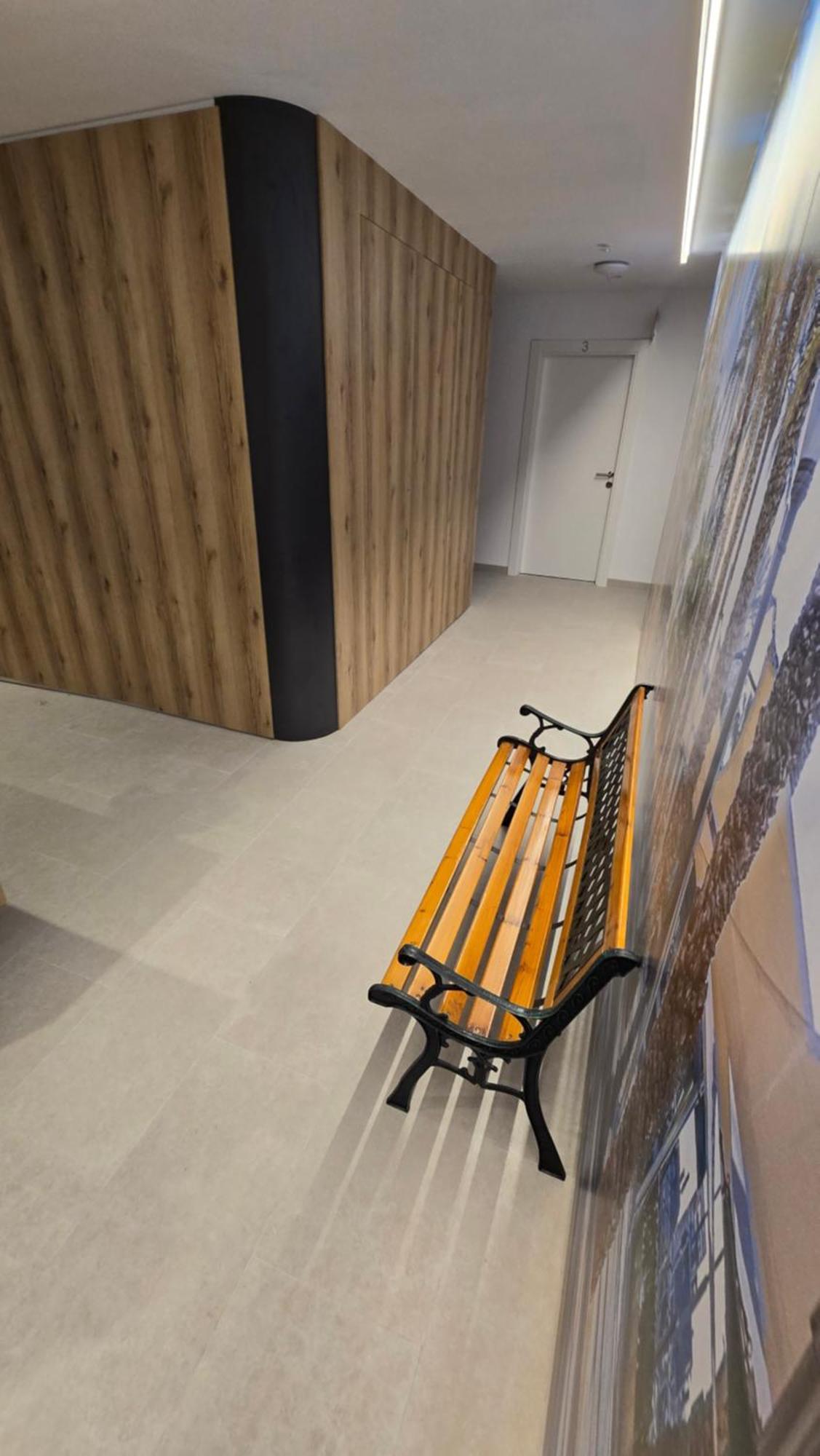 Hostal Rambla 24 By Holihome Alicante Exterior photo