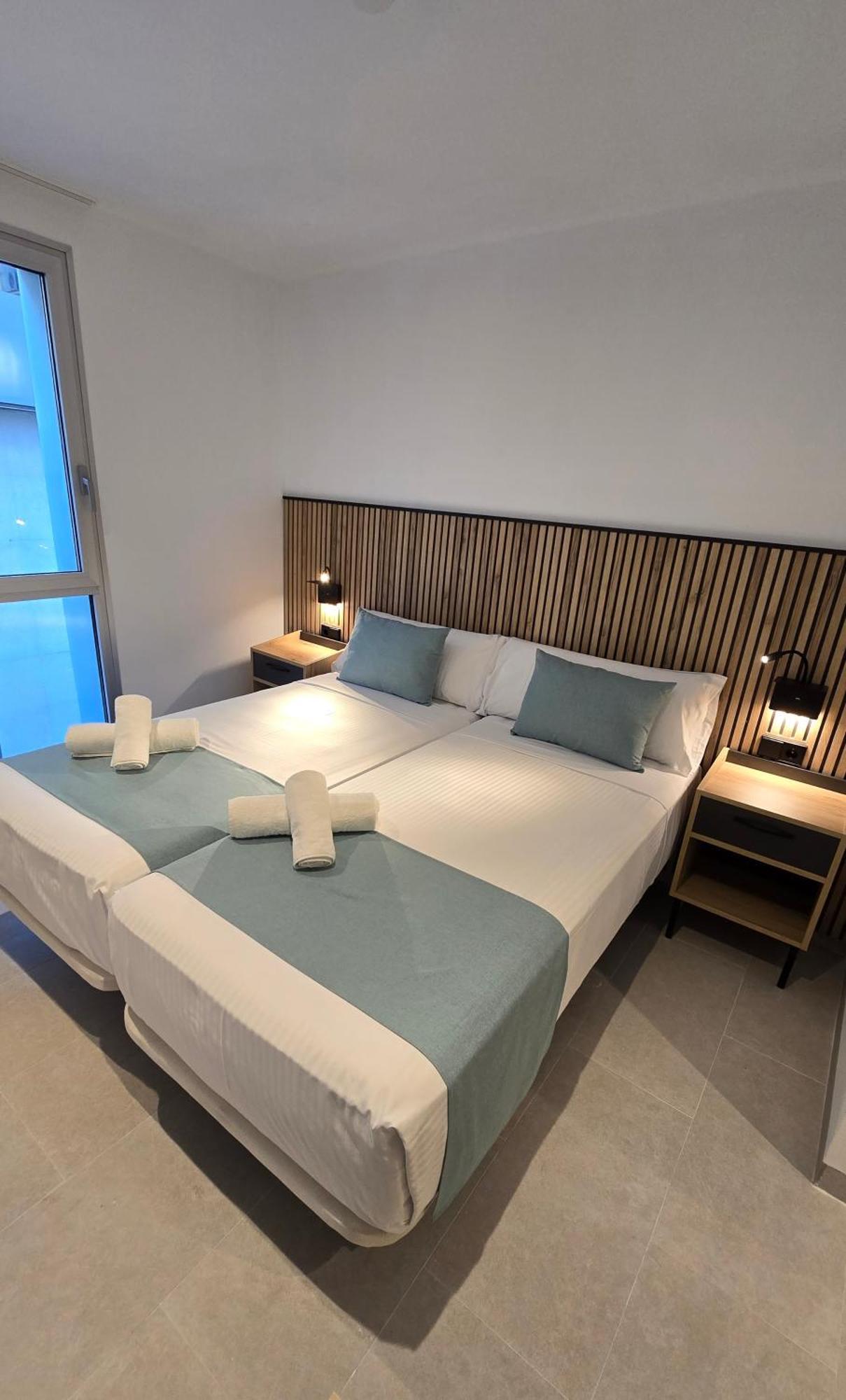Hostal Rambla 24 By Holihome Alicante Exterior photo